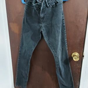 Levis 545 Black Low Skinny Leg Jeans